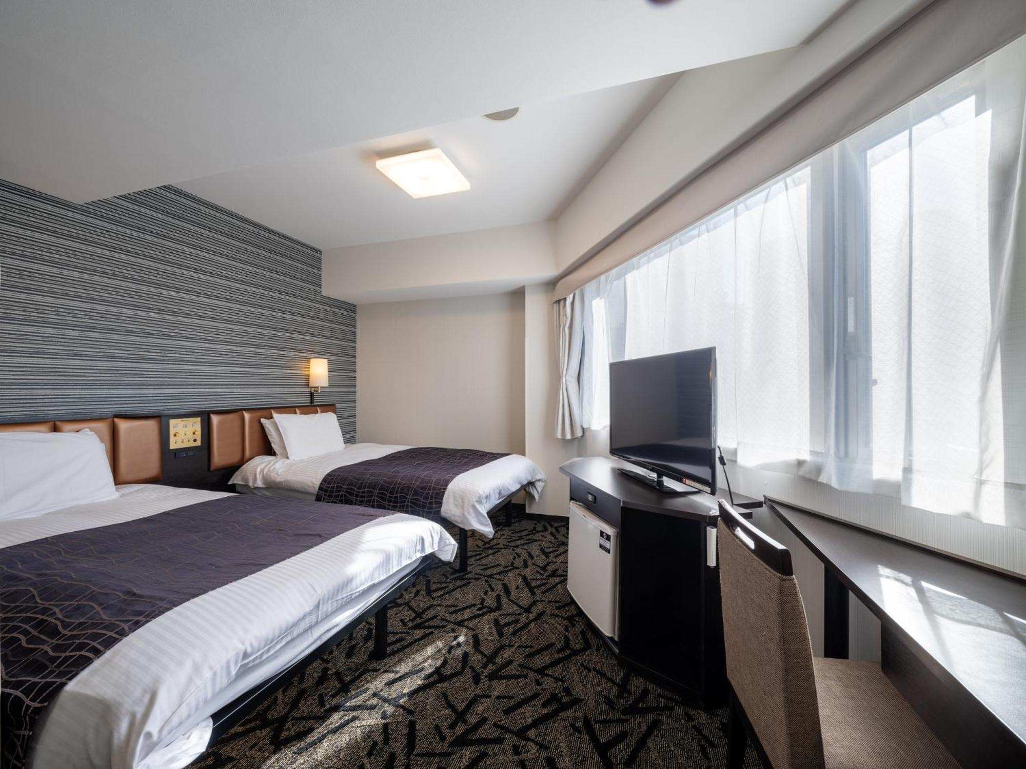 Apa Hotel Higashi Shinjuku Ekimae Tokyo prefektur Exteriör bild
